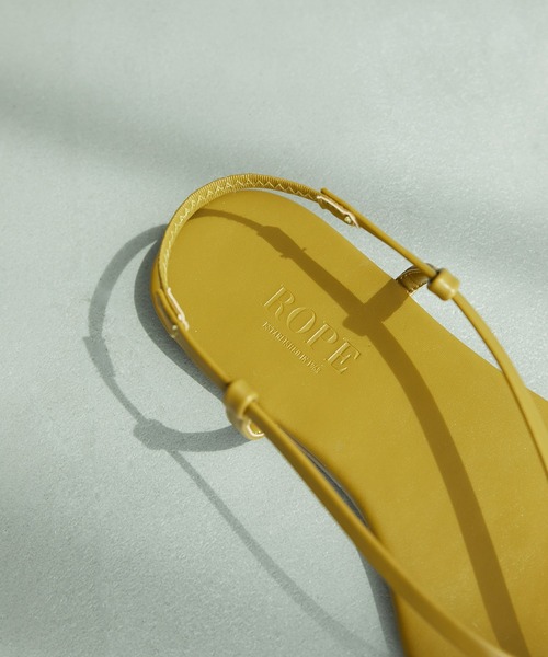 ROPE'（ロペ）の「ナロートングサンダル（サンダル・レディース・ダークブラウン/カーキ/キャメル/キナリ・36/37/36.5/37.5）」の20枚目の写真