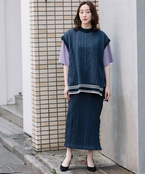 Munich(ミューニック)の「16/2ケーブルジャガードタイトスカート(スカート・レディース・アイボリー/グリーン/ネイビー・S/M)」の14枚目の写真