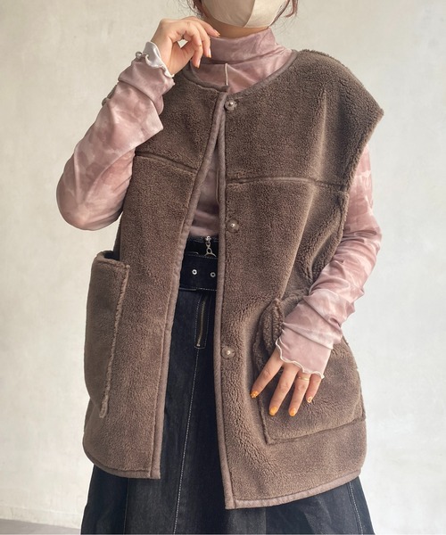 CPCM（シーピーシーエム）の「リバーシブルムートンベスト（ベスト・レディース・ブラック/ブラウン/アイボリー・FREE）」の9枚目の写真