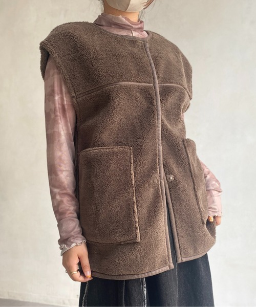 CPCM（シーピーシーエム）の「リバーシブルムートンベスト（ベスト・レディース・ブラック/ブラウン/アイボリー・FREE）」の14枚目の写真