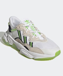 adidas（アディダス）の「オズウィーゴ マンチェスター