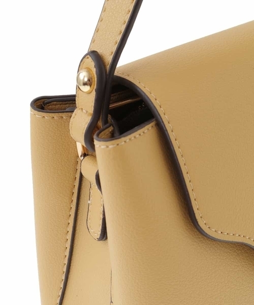 OFUON le MK（オフオンルエムケー）の「【2WAY】フェイクレザーコンパクトハンドバッグ（ハンドバッグ・レディース・イエロー/サンドベージュ/アイボリー・38）」の7枚目の写真