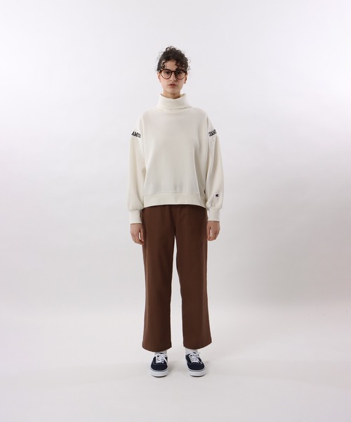 Champion(チャンピオン)の「【Champion/チャンピオン】レディース ハイネックスウェットシャツ(スウェット・レディース・ホワイト/グレー/ベージュ/ブラック・MEDIUM/LARGE)」の8枚目の写真