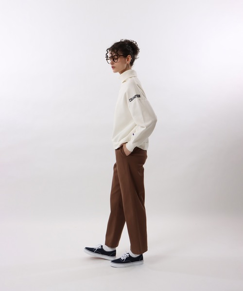 Champion(チャンピオン)の「【Champion/チャンピオン】レディース ハイネックスウェットシャツ(スウェット・レディース・ホワイト/グレー/ベージュ/ブラック・MEDIUM/LARGE)」の9枚目の写真