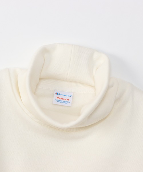 Champion(チャンピオン)の「【Champion/チャンピオン】レディース ハイネックスウェットシャツ(スウェット・レディース・ホワイト/グレー/ベージュ/ブラック・MEDIUM/LARGE)」の15枚目の写真