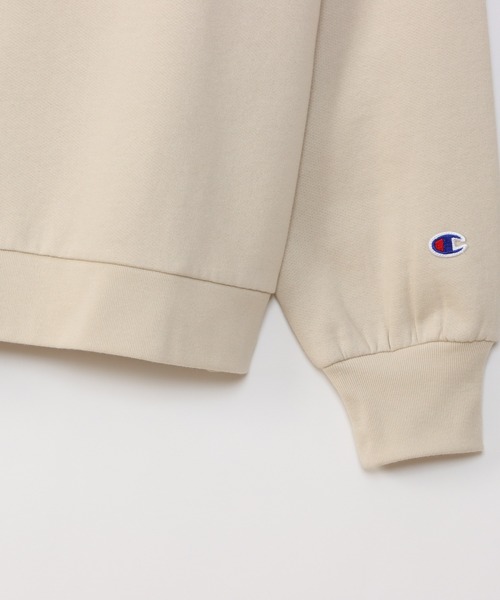 Champion(チャンピオン)の「【Champion/チャンピオン】レディース ハイネックスウェットシャツ(スウェット・レディース・ホワイト/グレー/ベージュ/ブラック・MEDIUM/LARGE)」の21枚目の写真