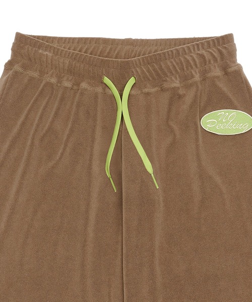 スカルプター×アンブロ　パンツ SCULPTOR（スカルプター）の「Peekaboo Lowrise Pin Tuck Pants