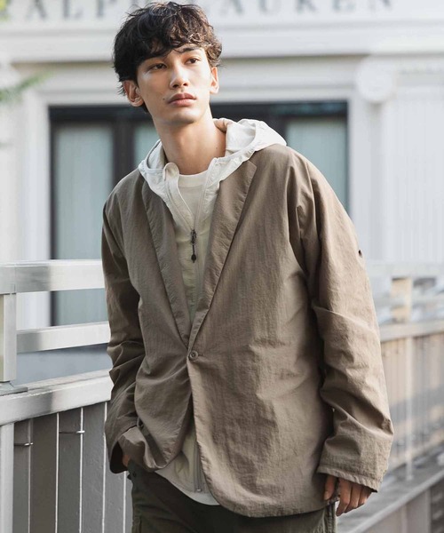 AMERICAN RAG CIE（アメリカンラグシー）の「ナイロンタッサーリラックスジャケット（テーラードジャケット・メンズ・ベージュ/ブラック・M/L）」の4枚目の写真