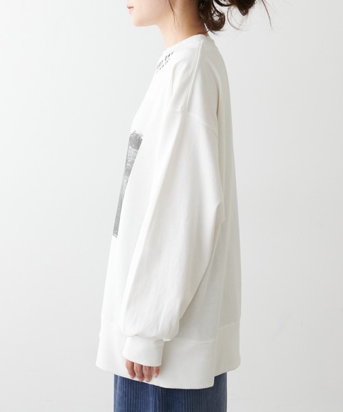 PUAL CE CIN（ピュアルセシン）の「フォトプリント×フロッキーロングスリーブ（Tシャツ/カットソー・レディース・ベージュ/オフホワイト・FREE）」の17枚目の写真