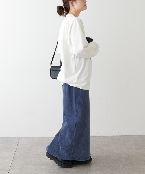 PUAL CE CIN（ピュアルセシン）の「フォトプリント×フロッキーロングスリーブ（Tシャツ/カットソー・レディース・ベージュ/オフホワイト・FREE）」の3枚目の写真