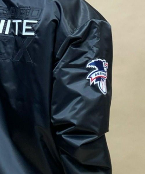 Fanatics（ファナティクス）の「【ムラサキスポーツ別注】Fanatics/ファナティクス MLB メジャーリーグベースボール オーバーサイズ スタジャン/ワッペンロゴ ナイロンジャケット 裏キルティング ブルゾン SMU-MLB-ｻﾃﾝJKT（スタジャン・メンズ・ブラウン/ネイビー/ブラック/ブルー・M/L/XL）」の11枚目の写真