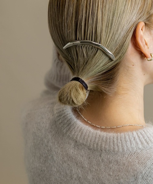 SMELLY(スメリー)の「カーブメタルコーム(その他ヘアアクセサリー・レディース・シルバー・-)」の3枚目の写真