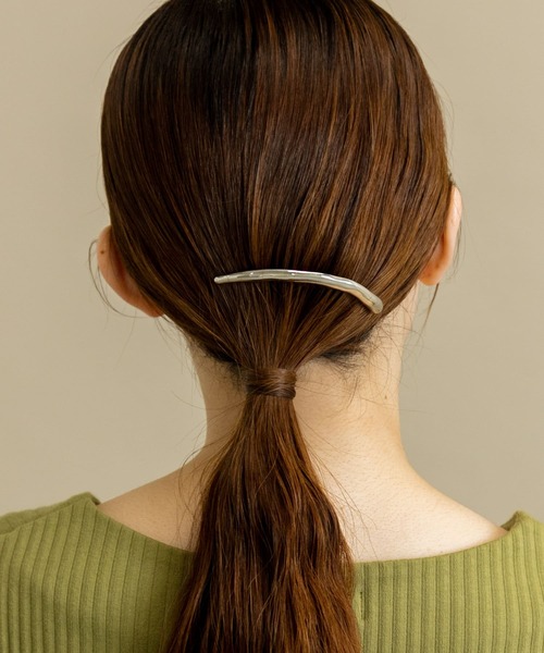 SMELLY(スメリー)の「カーブメタルコーム(その他ヘアアクセサリー・レディース・シルバー・-)」の5枚目の写真