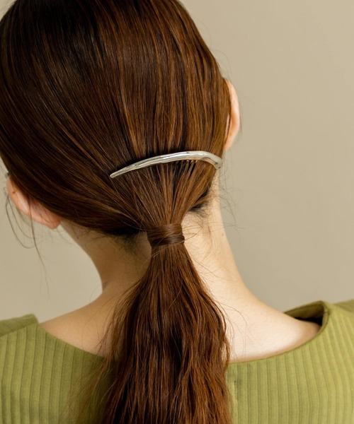 SMELLY(スメリー)の「カーブメタルコーム(その他ヘアアクセサリー・レディース・シルバー・-)」の4枚目の写真