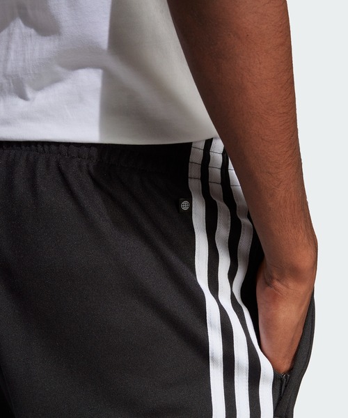 adidas（アディダス）の「アディカラー クラシックス SST トラックパンツ（ジャージ） / アディダスオリジナルス adidas Originals（スウェットパンツ・メンズ・ブラック/グリーン・SMALL/X-LARGE/LARGE/MEDIUM/XX-LARGE/3XL/X-SMALL）」の6枚目の写真