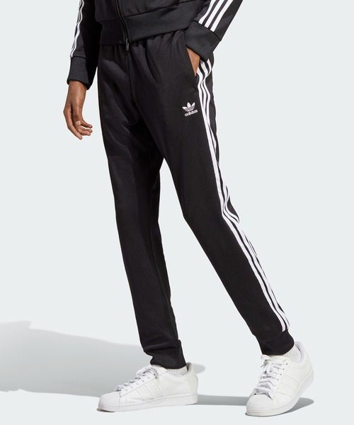 adidas（アディダス）の「アディカラー クラシックス SST