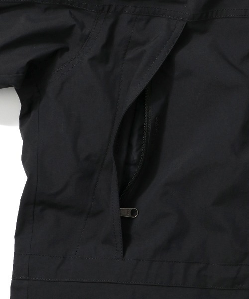 THE NORTH FACE(ザノースフェイス)の「THE NORTH FACE Mountain Light Jacket マウンテンライトジャケット(メンズ)(その他アウター・メンズ・ゴールド/ブラック/オリーブ・LARGE/SMALL/MEDIUM/X-LARGE)」の20枚目の写真