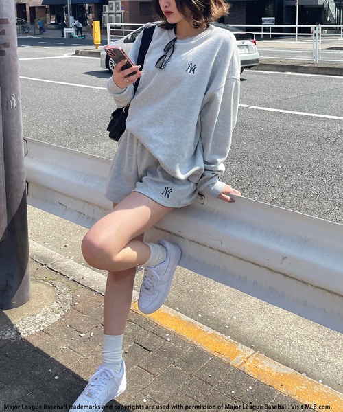 [MLB] BASIC SLIM FIT ワンピース BACK TO THE FIELD ワンピース 「MLB」パット付きカラー