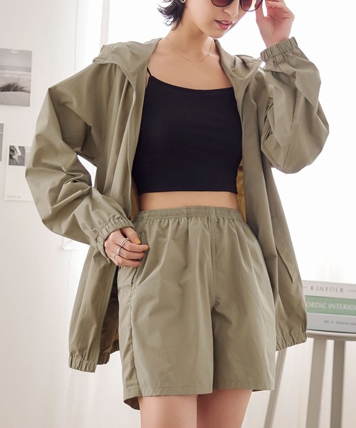 KOBE LETTUCE（コウベレタス）の「水陸両用 UVカットフルジップパーカー（パーカー・レディース・タン/オフホワイト/ブラック/ライトカーキ/ライトベージュ/ネイビー・FREE）」の7枚目の写真