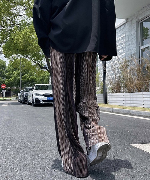 Ressaca（レサーカ）の「グラデーションストライプ ワイドシルエット プリーツイージーパンツ（その他パンツ・メンズ・ブラウン/ブラック・M/L/XL）」の12枚目の写真