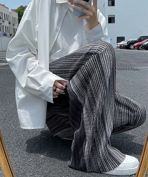 Ressaca（レサーカ）の「グラデーションストライプ ワイドシルエット プリーツイージーパンツ（その他パンツ・メンズ・ブラウン/ブラック・M/L/XL）」の6枚目の写真