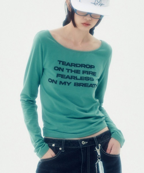 runningHIGH(ランニングハイ)の「A'GEM/9 × .kom『runningHIGH/ランニングハイ』LETTERING SLIM L/S TEE/レタリング スリム ロングスリーブカットソー(Tシャツ/カットソー・レディース・ブラック/ホワイト/チャコールグレー/ライトパープル/ブラウン/グリーン/イエロー/グレー・FREE)」の7枚目の写真