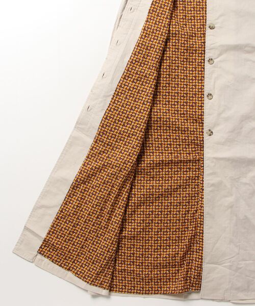 sandy（サンディー）の「【sandy】裏地がかわいいステンカラーコート（ステンカラーコート・レディース・ベージュ・FREE）」の3枚目の写真