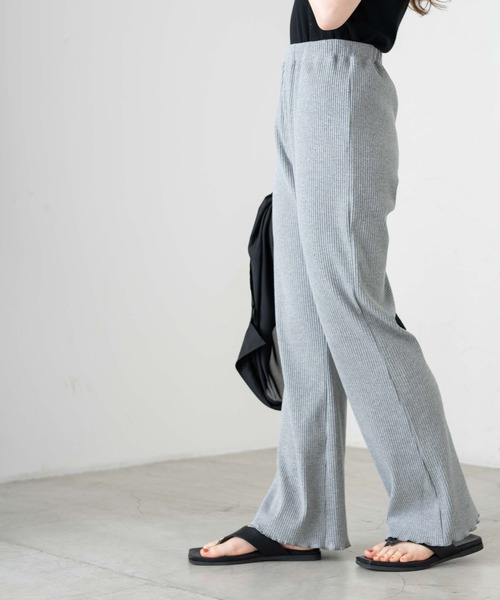 WEGO(ウィゴー)の「WEGO/カラーリブイージーフレアパンツ(スウェットパンツ・レディース・ブラック/アイボリー/杢グレー・FREE)」の17枚目の写真