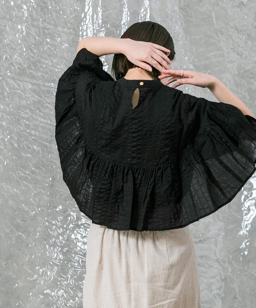 malla（マーラ）の「ミラクルウェーブラッフルブラウス（シャツ/ブラウス・レディース・ブラック/グリーン・FREE）」の17枚目の写真