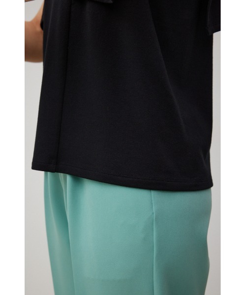 AZUL by moussy(アズールバイマウジー)の「PANEL SLEEVE CUT TOPS/パネルスリーブカットトップス(Tシャツ/カットソー・レディース・ブラック/オフホワイト/ブルー/ダークオレンジ・SMALL/MEDIUM)」の12枚目の写真