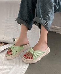 NinaetLina（ニナエリナ）の「厚底フラットサンダル（サンダル）」