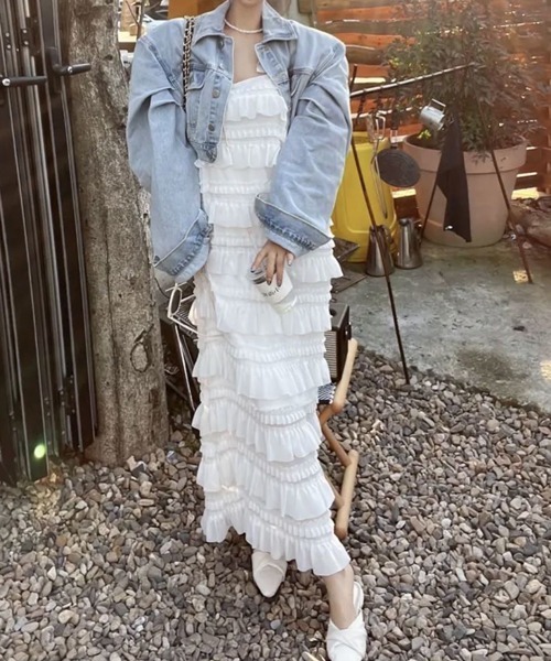 gossip!ロサンゼルス(ゴシップロサンゼルス)の「フリル リボン紐付き 調整可能ストラップ ティアードキャミワンピース「韓国ファッション フェミニン定番」(ワンピース・レディース・ホワイト/ブラック/オフホワイト・FREE)」の11枚目の写真