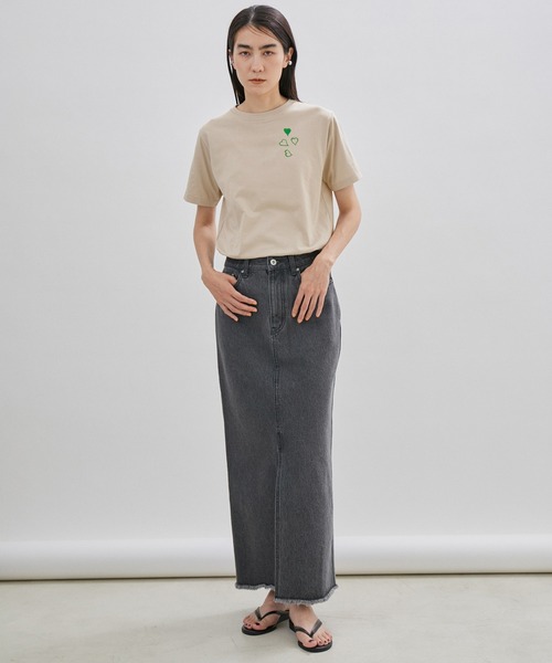 SALON adam et rope'（サロン アダム エ ロペ）の「GOOD LUCK COMES T/刺繍入りクルーネックTシャツ（Tシャツ/カットソー・レディース・ベージュ/オフホワイト/カーキ・FREE）」の15枚目の写真