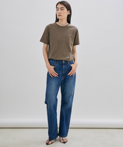 SALON adam et rope'（サロン アダム エ ロペ）の「GOOD LUCK COMES T/刺繍入りクルーネックTシャツ（Tシャツ/カットソー・レディース・ベージュ/オフホワイト/カーキ・FREE）」の18枚目の写真