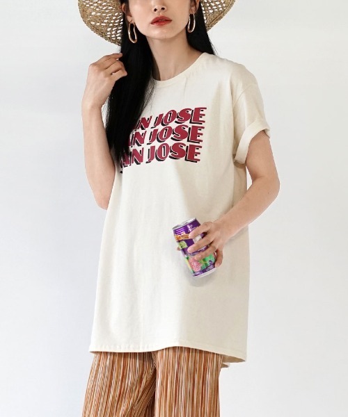 MIMIMEMETE(ミミメメット)の「ロゴプリント ロールアップTEE(Tシャツ/カットソー・レディース・ナチュラル・M)」の1枚目の写真
