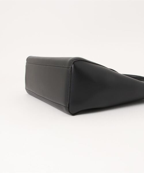 florist（フローリスト）の「【A4収納可】トレンドライクなフラップレザートートバッグ/レディースバッグ（ボストンバッグ・レディース・ブラウン/ベージュ/ダークブラウン/ブラック・FREE）」の15枚目の写真