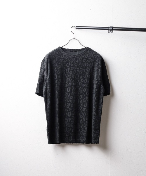 Bling Leads（ブリングリーズ）の「『Bling leads』レオパード柄クルーネックTシャツ（Tシャツ/カットソー・レディース・ブラック/ホワイト/ブルー・LARGE/MEDIUM）」の2枚目の写真