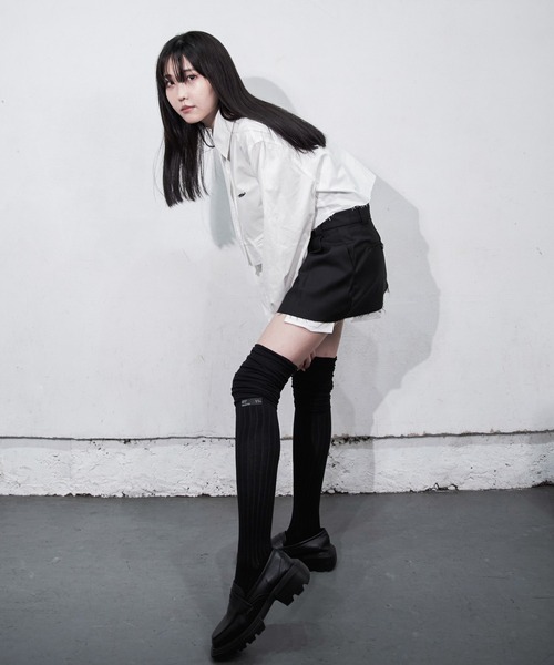 Y/lim(イリム)の「2ピースロゴレイヤードミニスカート(スカート・レディース・グレー/ブラック・M/L)」の9枚目の写真