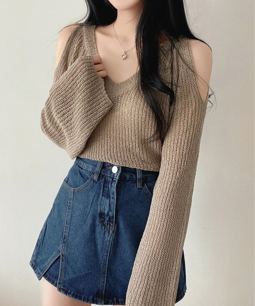 Chick（チック）の「オフショルダーシアーニット（ニット/セーター・レディース・ブラウン/ベージュ/ホワイト/ブラック・FREE）」の10枚目の写真