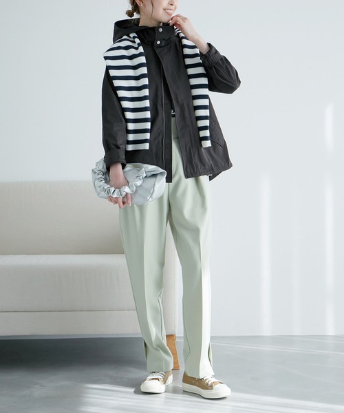 ROPE' PICNIC(ロペピクニック)の「花粉ガード/ライナー付きメモリーツイルマウンテンパーカー(マウンテンパーカー・レディース・ベージュ/ネイビー/ブラウン/カーキ/ブラック・38/40)」の18枚目の写真