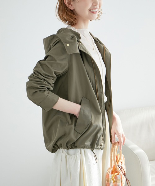 ROPE' PICNIC(ロペピクニック)の「花粉ガード/ライナー付きメモリーツイルマウンテンパーカー(マウンテンパーカー・レディース・ベージュ/ネイビー/ブラウン/カーキ/ブラック・38/40)」の21枚目の写真