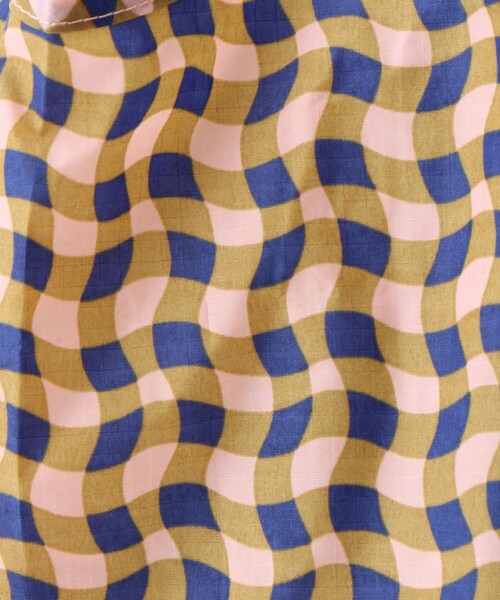 BAGGU（バグー）の「＜BAGGU＞ウェービーギンガム ポケッタブルバッグ/BABY（エコバッグ/サブバッグ・レディース・コバルトブルー/ライトピンク・FREE）」の21枚目の写真