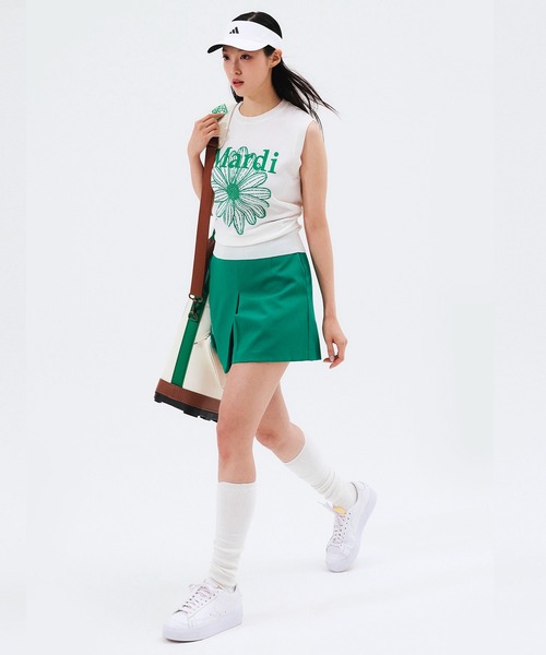 IINNO（イーノ）の「MARDI MERCREDI ACTIF MARDI FLOWER SLEEVELESS