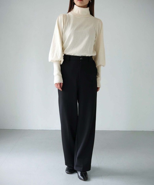 cheriella(シェリエラ)の「【cheriella】WEB限定サスティナブルパフスリーブニット(ニット/セーター・レディース・ブラック/アイボリー/グリーン/ワインレッド/ブルー・M)」の10枚目の写真