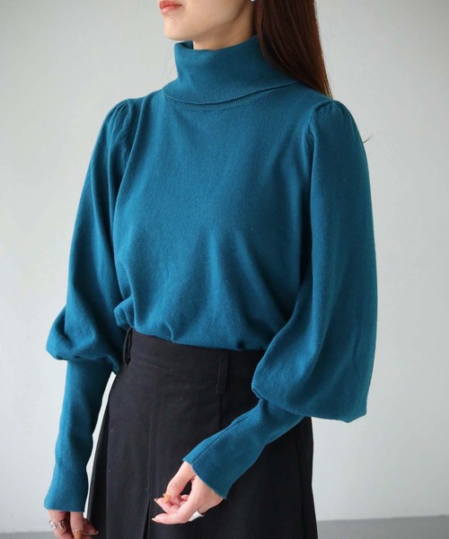 cheriella(シェリエラ)の「【cheriella】WEB限定サスティナブルパフスリーブニット(ニット/セーター・レディース・ブラック/アイボリー/グリーン/ワインレッド/ブルー・M)」の17枚目の写真