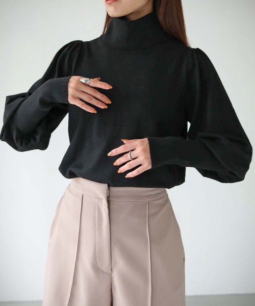 cheriella(シェリエラ)の「【cheriella】WEB限定サスティナブルパフスリーブニット(ニット/セーター・レディース・ブラック/アイボリー/グリーン/ワインレッド/ブルー・M)」の12枚目の写真