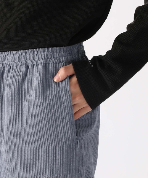 NUMERALS（ヌメラルズ）の「[NUMERALS]コーデュロイイージーパンツ（その他パンツ・メンズ・サックスブルー/カーキ・LARGE/MEDIUM）」の7枚目の写真