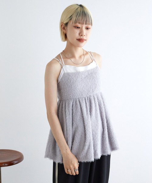 w closet（ダブルクローゼット）の「バックオープンキャミ