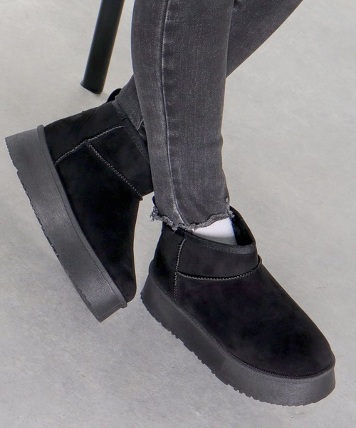 Dedes（デデス）の「厚底 ファースリッポン ムートンショートブーツ (6360)(6361)(6362)(6366)/Dedes（ブーツ・レディース・グレー系2/ブラウン系6/グレー/ブラック系1/グレー系1/ブラック/ブラウン系2/グレー系6/ブラウン/ブラック系6/ブラック系2/ブラウン系1/ベージュ系1/ベージュ/ベージュ系6/ベージュ系2・40/44/36/42/38/34）」の3枚目の写真