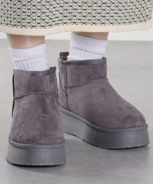 Dedes（デデス）の「厚底 ファースリッポン ムートンショートブーツ (6360)(6361)(6362)(6366)/Dedes（ブーツ・レディース・グレー系2/ブラウン系6/グレー/ブラック系1/グレー系1/ブラック/ブラウン系2/グレー系6/ブラウン/ブラック系6/ブラック系2/ブラウン系1/ベージュ系1/ベージュ/ベージュ系6/ベージュ系2・40/44/36/42/38/34）」の7枚目の写真